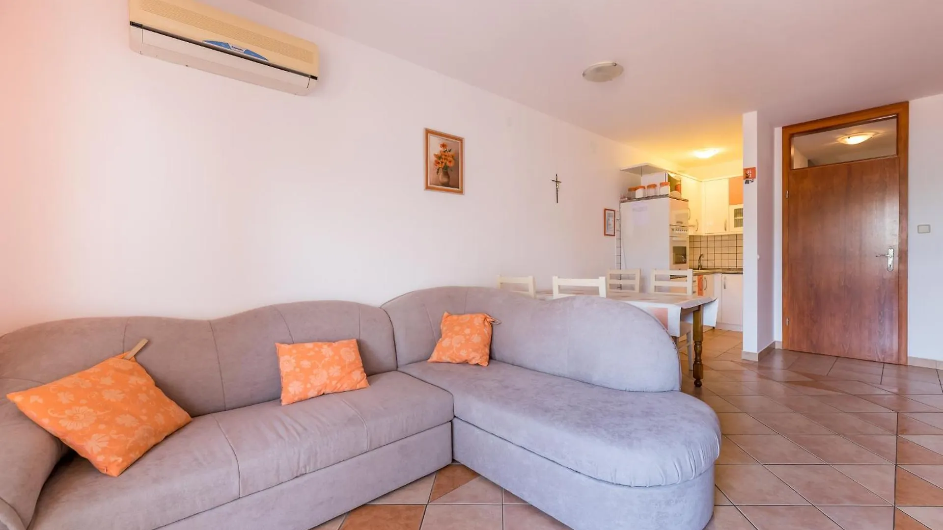 Mira Zarok Apartment Baska   Baska (Krk)